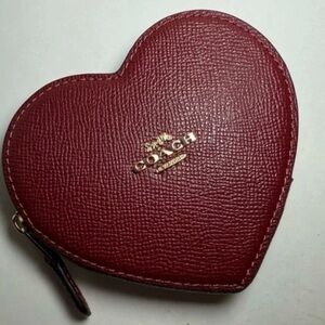 Coach Burgundy Heart leather coin purse, rare CG099